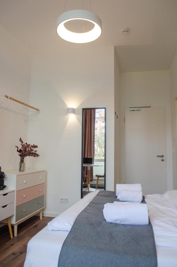Homely Stay Studio 8 - Relaxed Self-Check-In Room In München Eksteriør bilde